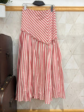 Cargar imagen en el visor de la galería, Falda FELISA
