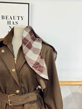 Cargar imagen en el visor de la galería, Chaqueta GABARDINA DINA
