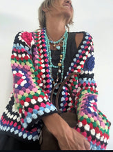 Cargar imagen en el visor de la galería, Chaqueta CROCHET
