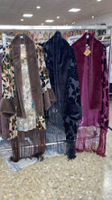 Cargar imagen en el visor de la galería, Chaqueta kimono terciopelo
