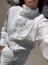 Cargar imagen en el visor de la galería, Camisa DULCE
