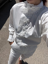 Cargar imagen en el visor de la galería, Camisa DULCE
