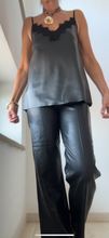 Cargar imagen en el visor de la galería, Top lencero POLIPIEL
