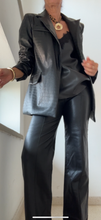 Cargar imagen en el visor de la galería, Chaqueta POLIPIEL COCO
