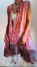Cargar imagen en el visor de la galería, Camisa DELU ROSA
