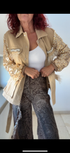 Cargar imagen en el visor de la galería, Chaqueta SAHARIANA  BEIGE
