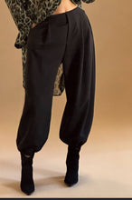 Cargar imagen en el visor de la galería, Pantalón LILI NEGRO
