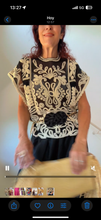 Cargar imagen en el visor de la galería, Camisa TOP CROCHET
