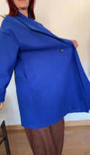 Cargar imagen en el visor de la galería, Abrigo CURVY PAÑO

