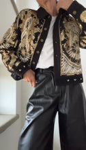 Cargar imagen en el visor de la galería, Chaqueta LUIO ORO
