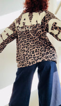 Cargar imagen en el visor de la galería, Sudadera ANIMAL PRINT
