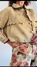 Cargar imagen en el visor de la galería, Chaqueta GABARDINA JOYA
