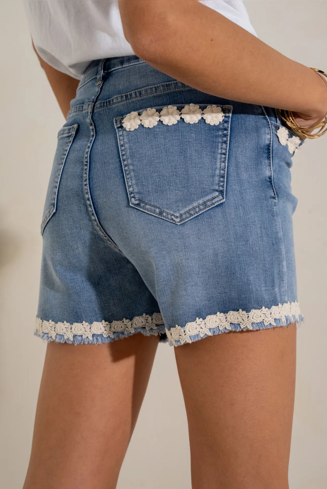 Pantalón CORTO MARGARITAS