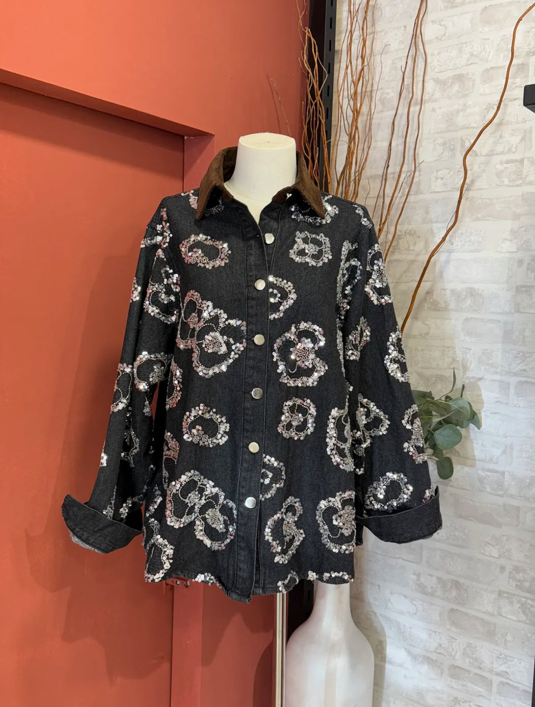 Chaqueta DEMIN BORDADOS NEGRA