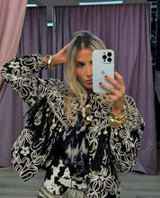 Cargar imagen en el visor de la galería, Chaqueta Gypsy
