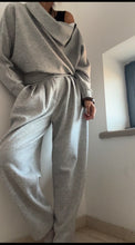 Cargar imagen en el visor de la galería, Pantalón CONFY PINZAS
