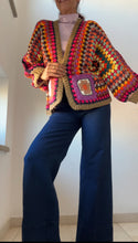 Cargar imagen en el visor de la galería, Cárdigan CROCHET MULTICOLOR
