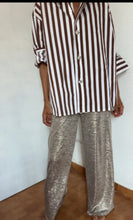 Cargar imagen en el visor de la galería, Camisa BOTÓN BRILLO
