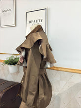 Cargar imagen en el visor de la galería, Chaqueta GABARDINA DINA
